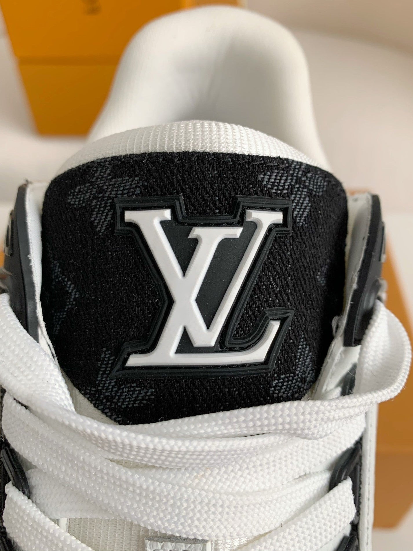 TRAINER SNEAKERS - MIDNIGHT